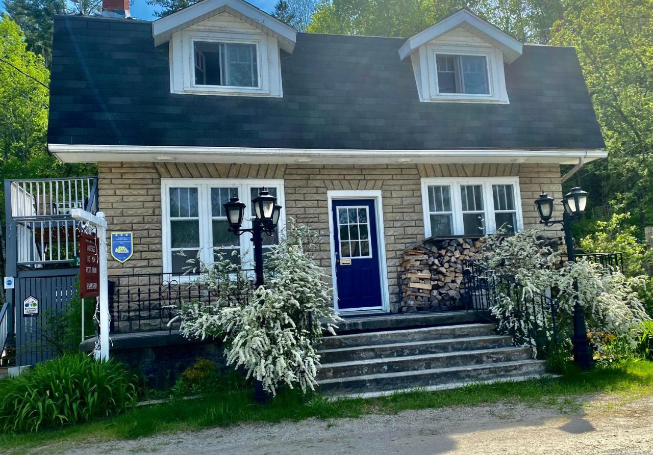 Auberge De Mon Petit Chum B&B Уэйкфилд Экстерьер фото